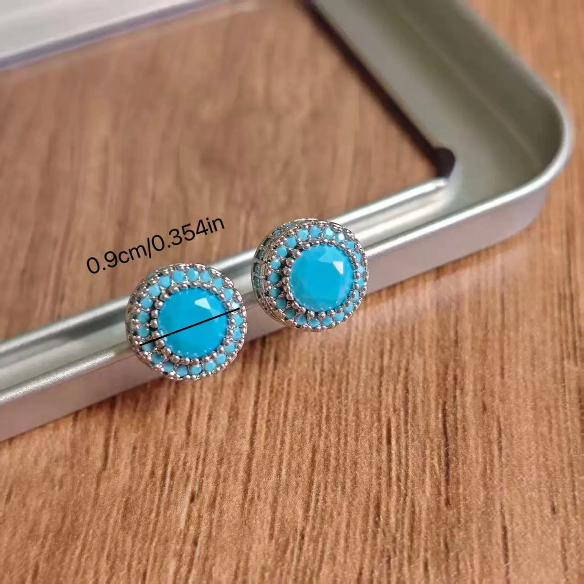 Women's Bling Sparkle Shine Ear Studs - Retro Look Round Zircon Starburst Rhinestone Jewelry, Unisex Fit Cool Costume Accessories, Holiday Gift Ready