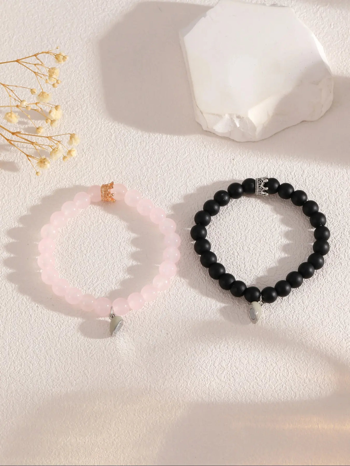 2 Piece Glow-In-The-Dark Heart Magnetic Elastic Beaded Bracelets, Simple Versatile Couple Matching Bangles, Bracelet Sets for Couples, Valentine's Day Romantic Gift, Valentines Day Jewelry, Glass Bead Bracelet
