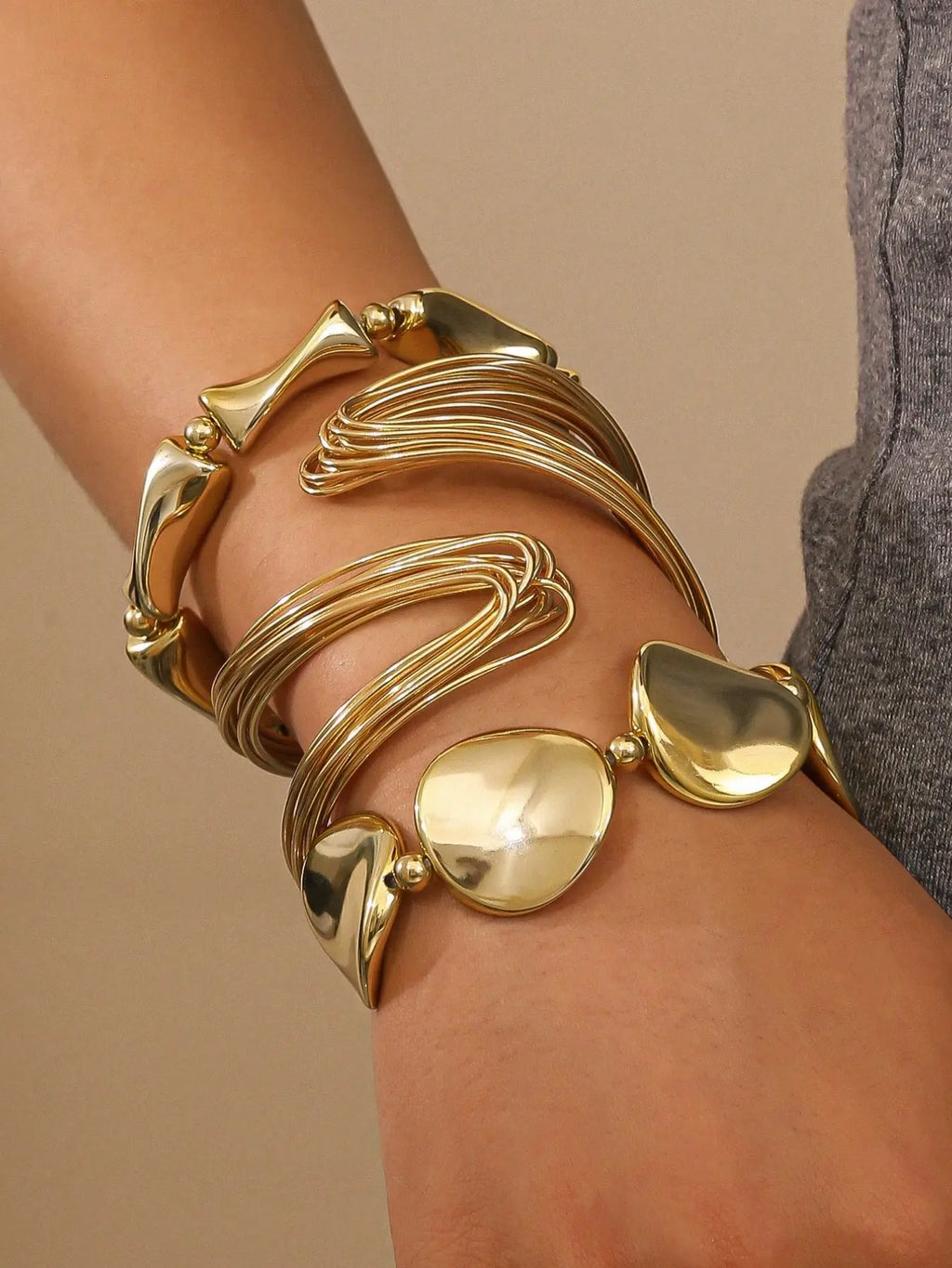 3pcs Gold and Silver Color Chunky Heart & Geometric Bracelet Set, Luxury Stackable Bangles, Y2K Jewelry for Women, Party & Daily Wear, Stacking Bangles, Bracelets Set