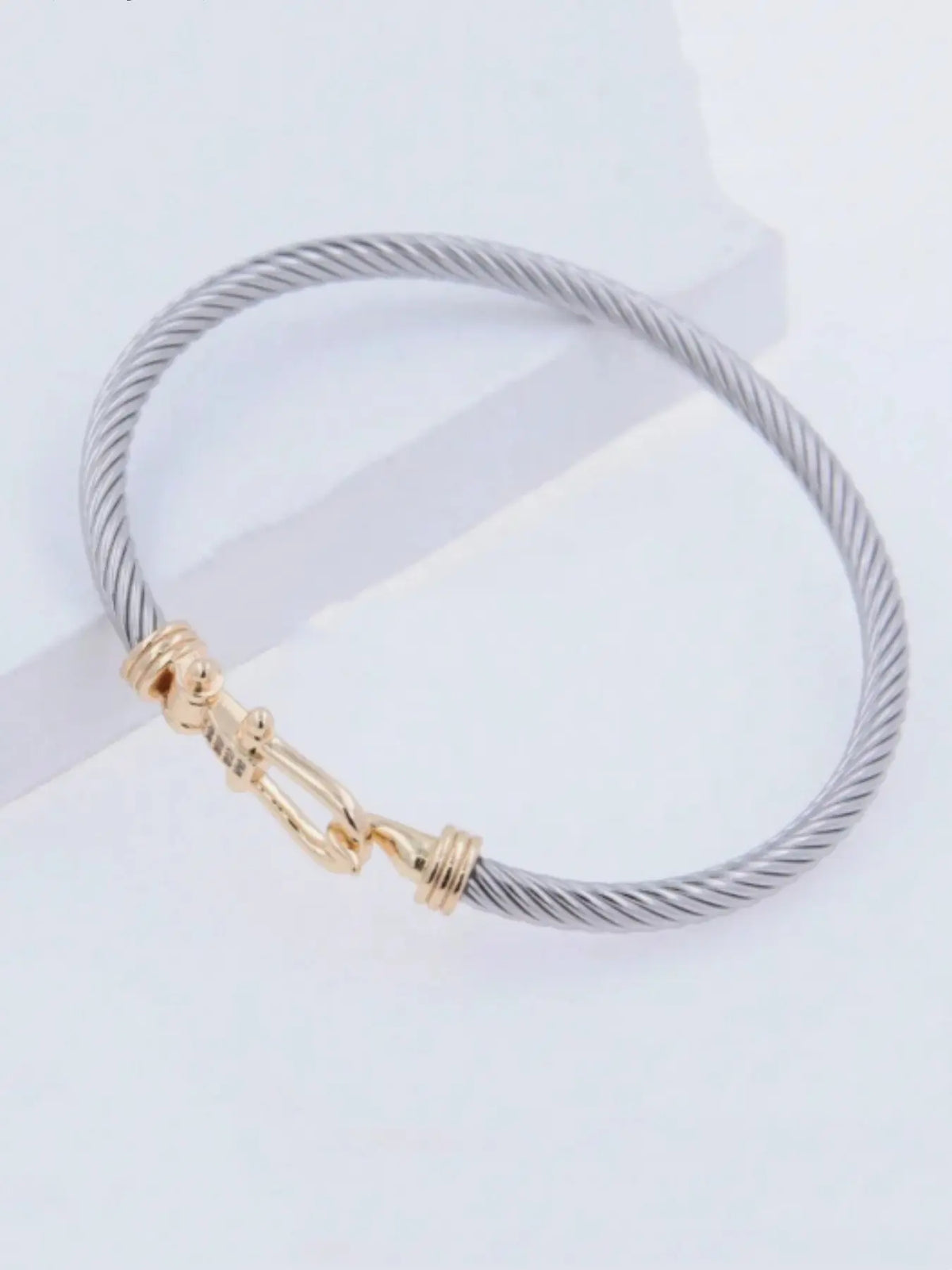 Adjustable Stainless Steel Bracelet, Dual-Tone and Silver Color Design, Punk/goth Style, Ideal for Daily Wear, Perfect Gift, Adjustable Link Bracelet, Jewelry Bracelets