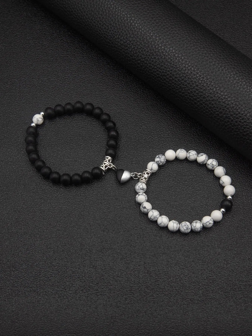 Magnetic Heart Charm Beaded Bracelet, Fashionable Couple Bracelet for Women & Men, Matching Heart Bracelets, Trendy All-match & Exquisite Jewelry for Birthday Gift, Heart Shaped Bracelet, Bracelet With Pendant, Beaded Bracelet Set