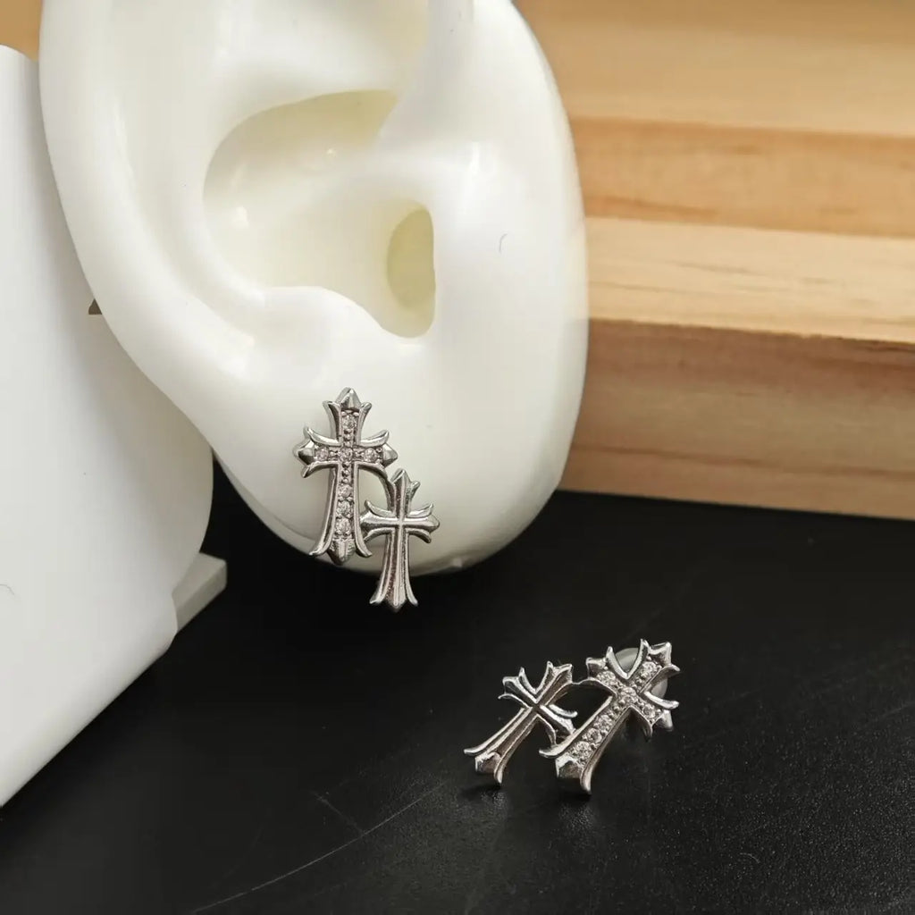 Women's Bling Sparkle Shine Ear Studs - Retro Look Round Zircon Starburst Rhinestone Jewelry, Unisex Fit Cool Costume Accessories, Holiday Gift Ready