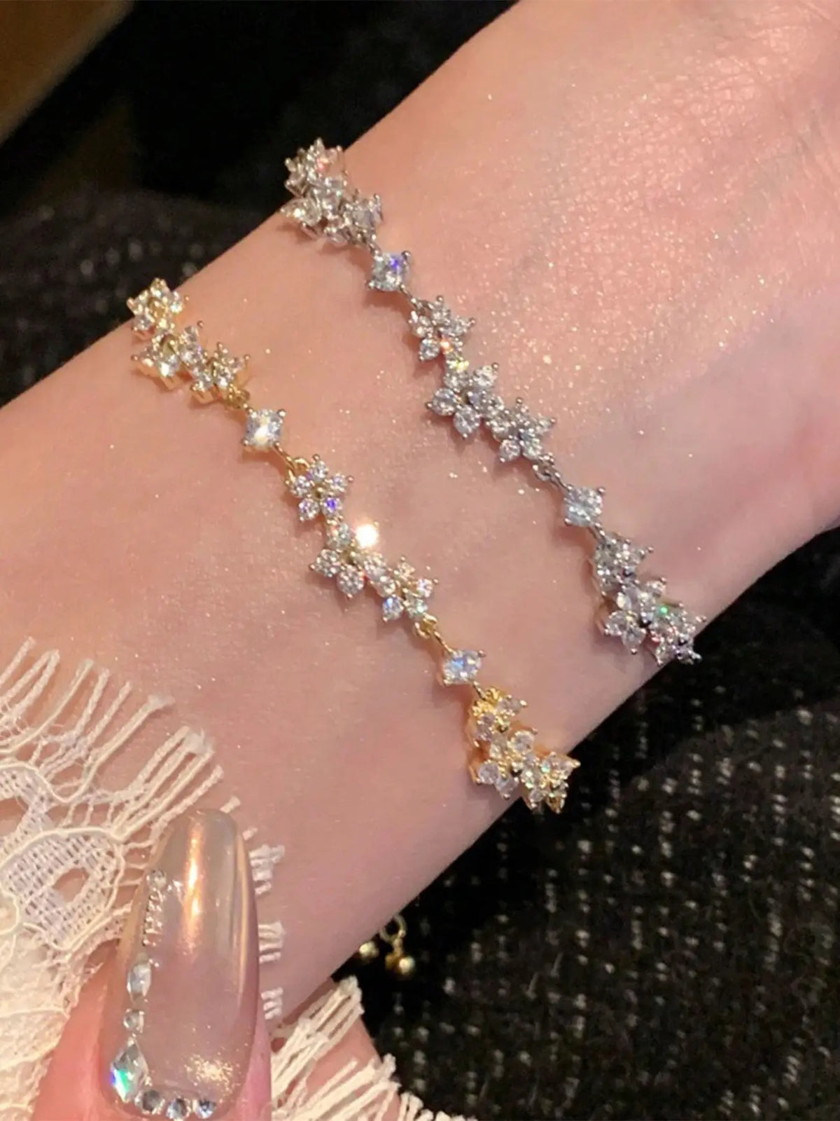 Elegant Adjustable Zircon Flower Bracelet for Women, Casual Style Accessory, Perfect for Daily Wear, Holiday Gifts, Elegant Jewelry Bracelet, Hand Chain Jewelry