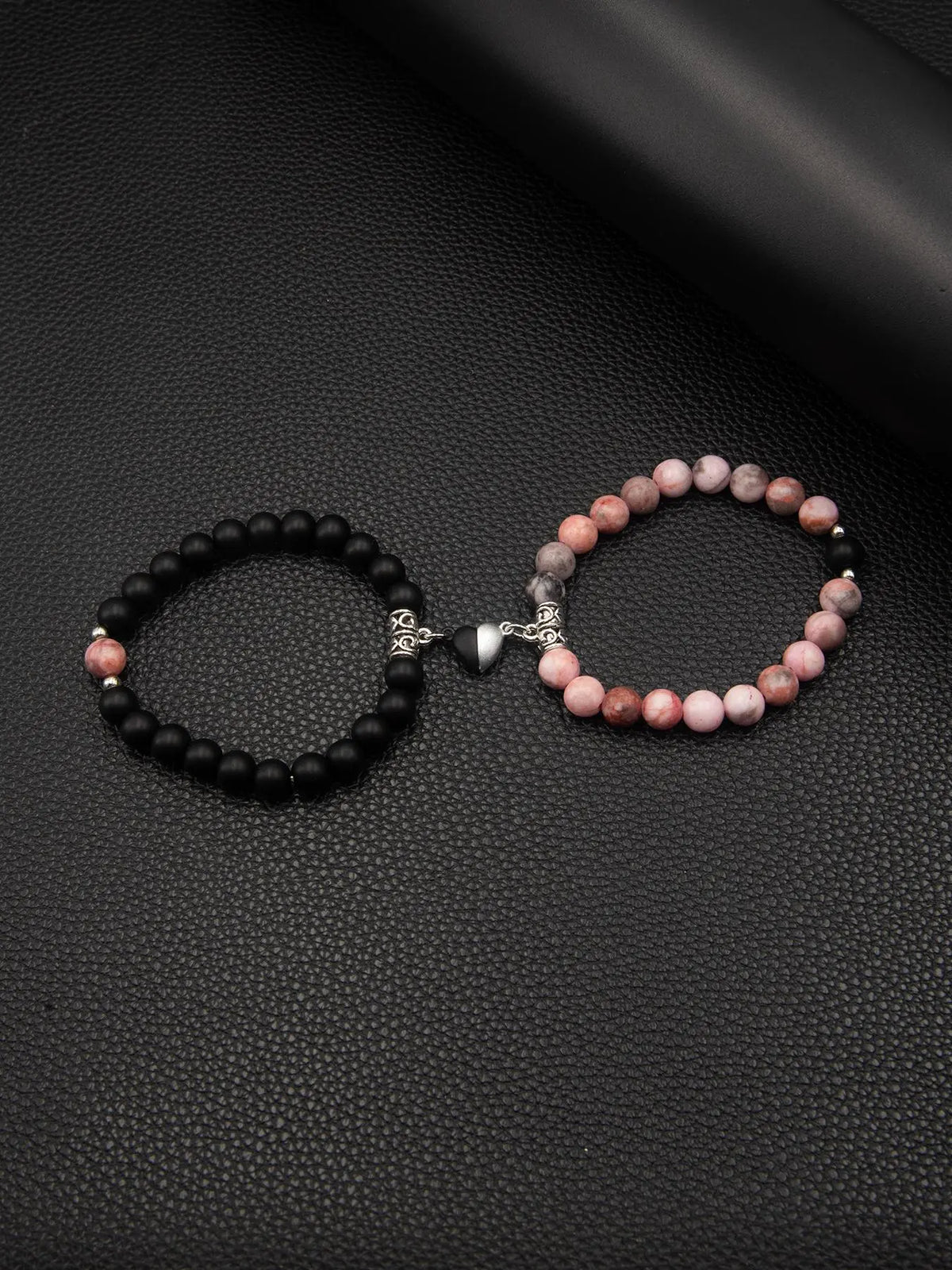 Magnetic Heart Charm Beaded Bracelet, Fashionable Couple Bracelet for Women & Men, Matching Heart Bracelets, Trendy All-match & Exquisite Jewelry for Birthday Gift, Heart Shaped Bracelet, Bracelet With Pendant, Beaded Bracelet Set