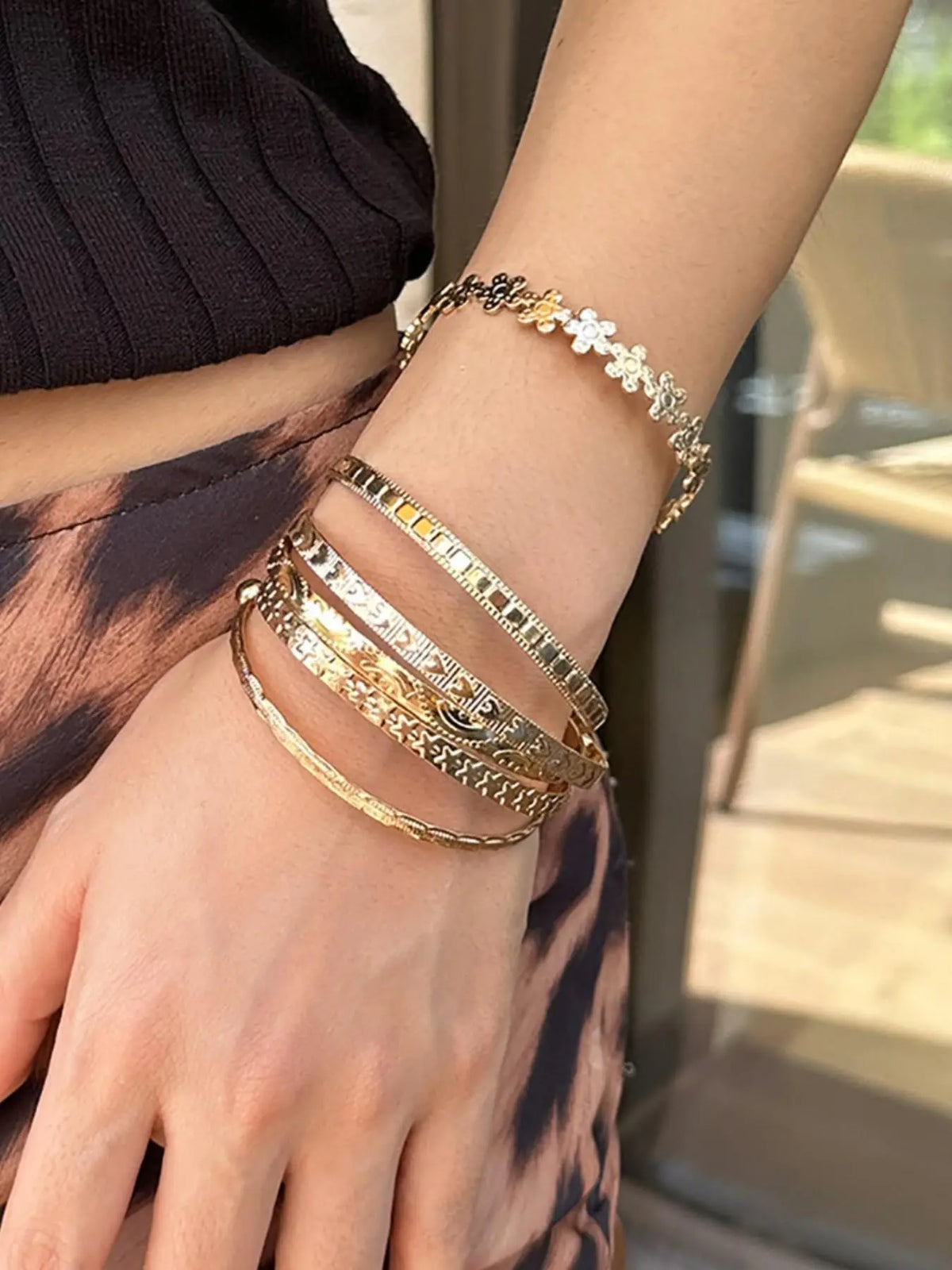 Boho Vintage Flower Heart Star Geometric Open Metal Bangles Set, Boho Style Bracelet Fashion Design Women Casual Party Vacation Personalized Bracelets Stackable Bracelet Stacking Bracelet Bohemian Bracelets Bracelet Sets