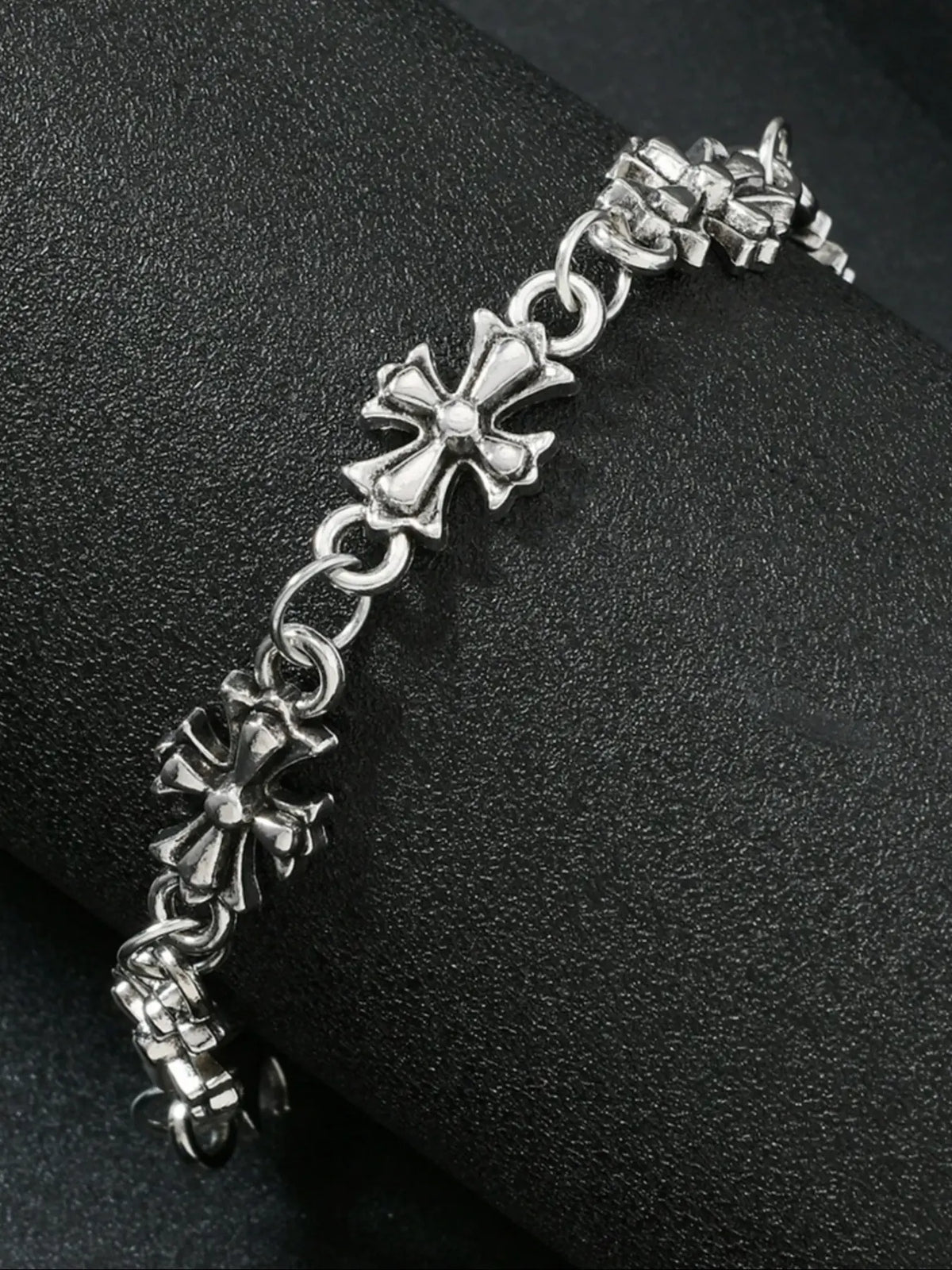 Punk Style Cross Retro Metal Chain Bracelet for Men, High-Quality Daily Wear, Perfect Birthday and Engagement Gift, All Seasons