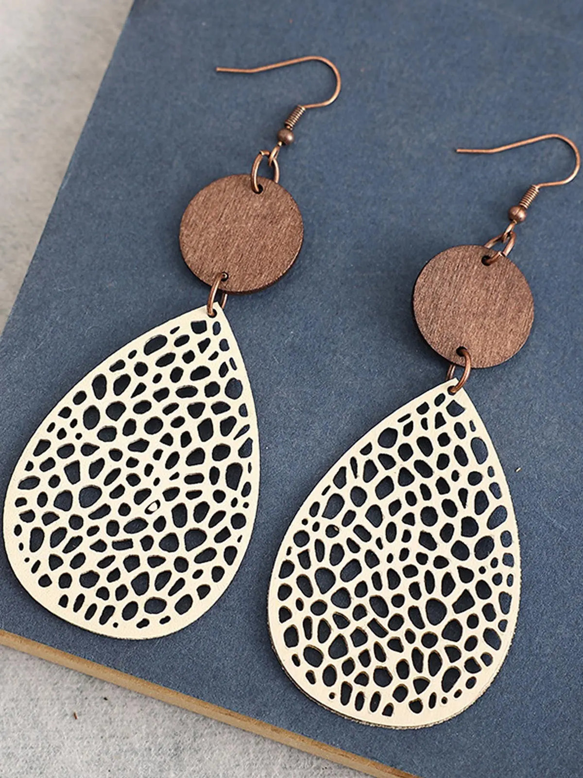 Women's Elegant Hollow out Water Drop Shape Dangle Earrings, 1 Pair Trendy Vintage Retro Dangle Earrings, Chic Gorgeous Bridesmaid Jewelry As Gift for Girlfriend