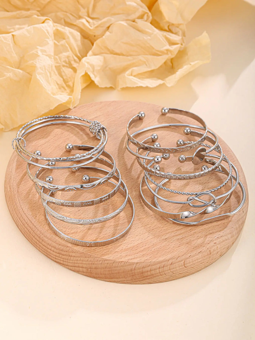 Heart Geometric Pattern Metal Stackable Bracelet Set 12 Pieces, Fashionable Bangles, Stylish Jewelry Collection, Matching Heart Bracelets, Perfect Gift for Women & Girls, Heart Cuff Bracelet