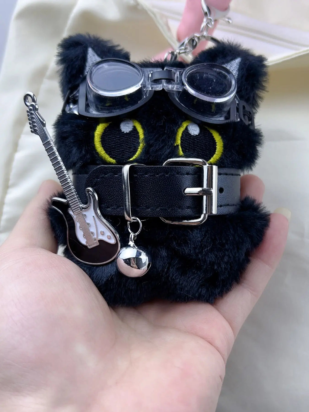 Cute Cat Design Keychain, Punk Style Plush Keychain for Women & Men, Fashion Accessories for Daily Use, Trendy All-match & Exquisite Keychain for Birthday Gift