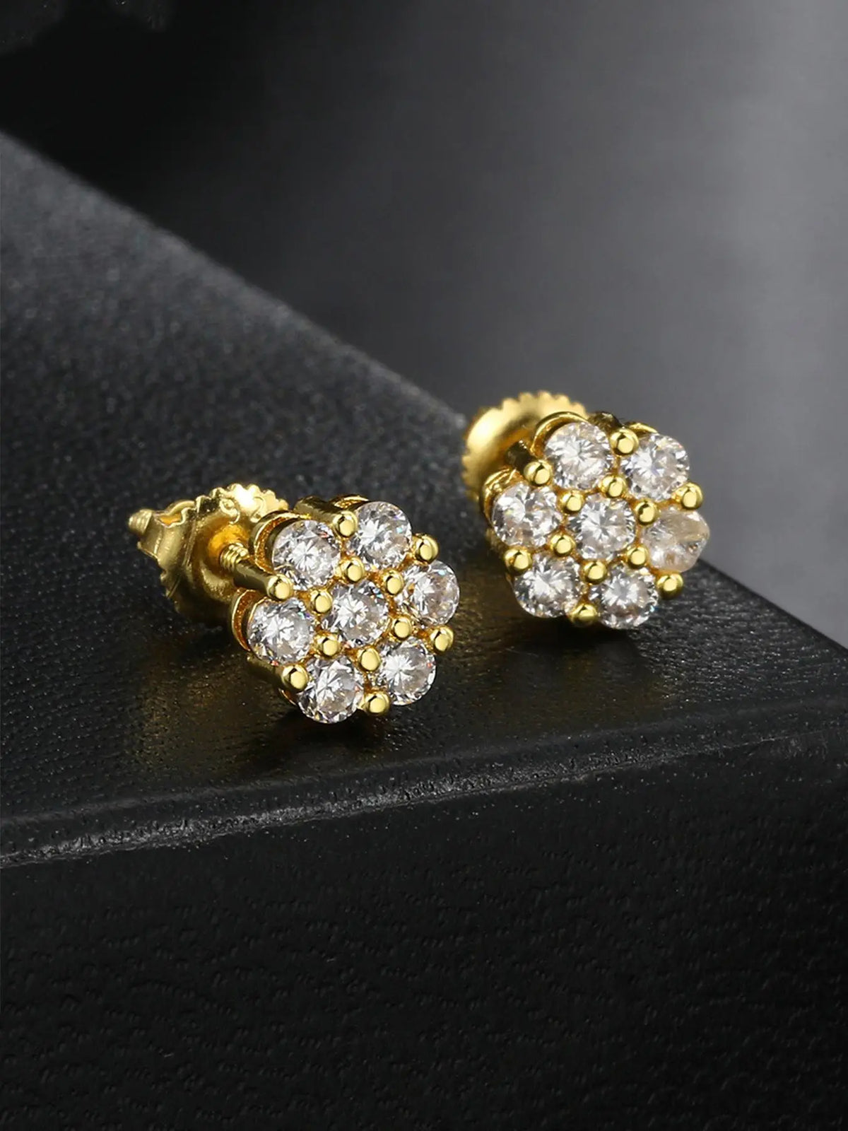 New Flower Earrings Copper Material Full Rhinestone Hip Hop Earrings, Trendy Street Fashion Jewelry for Men and Women, Casual Style