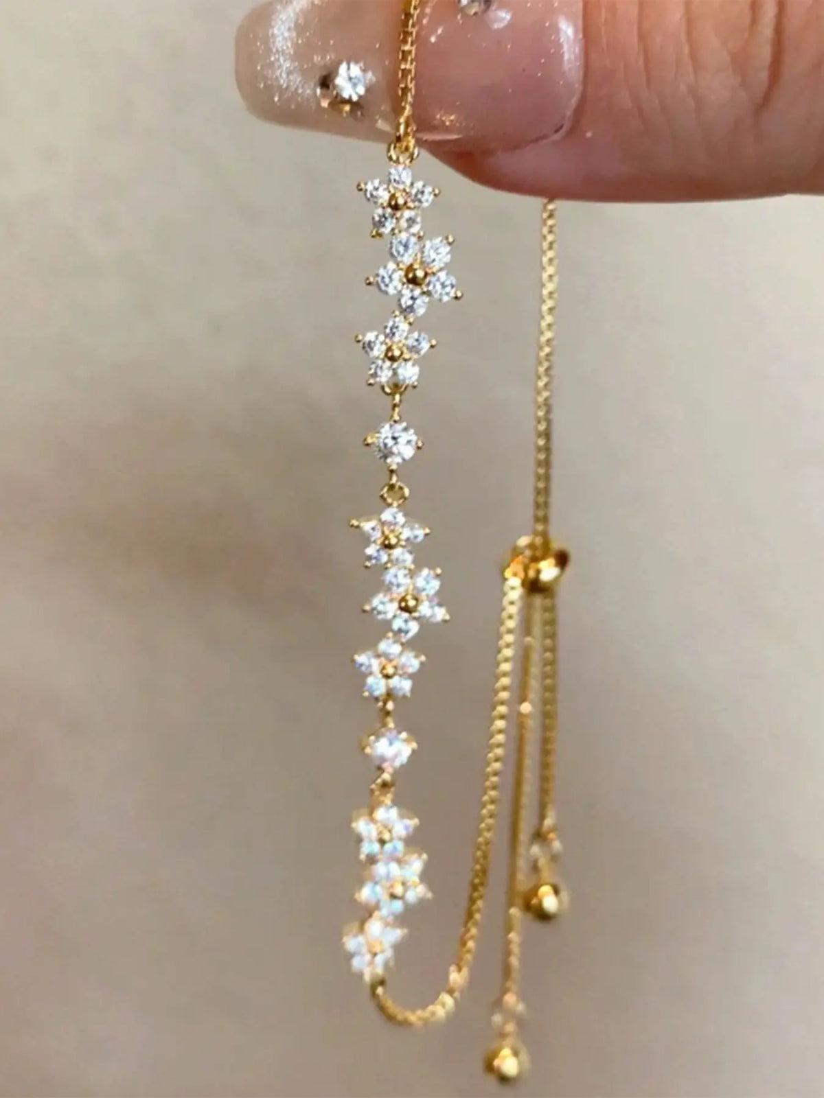 Elegant Adjustable Zircon Flower Bracelet for Women, Casual Style Accessory, Perfect for Daily Wear, Holiday Gifts, Elegant Jewelry Bracelet, Hand Chain Jewelry