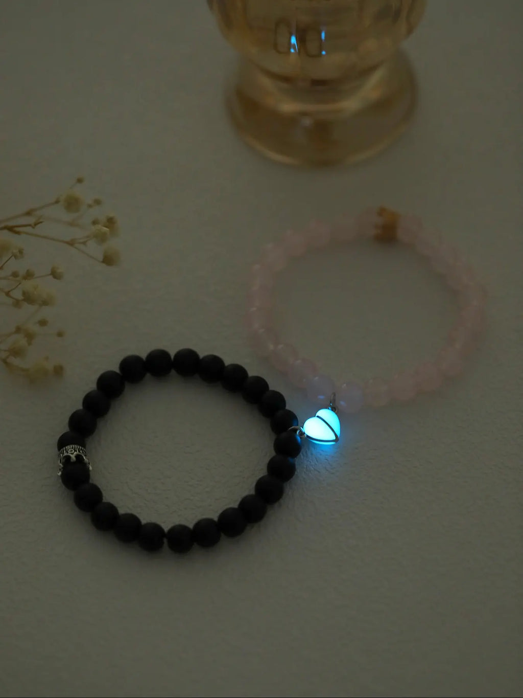 2 Piece Glow-In-The-Dark Heart Magnetic Elastic Beaded Bracelets, Simple Versatile Couple Matching Bangles, Bracelet Sets for Couples, Valentine's Day Romantic Gift, Valentines Day Jewelry, Glass Bead Bracelet