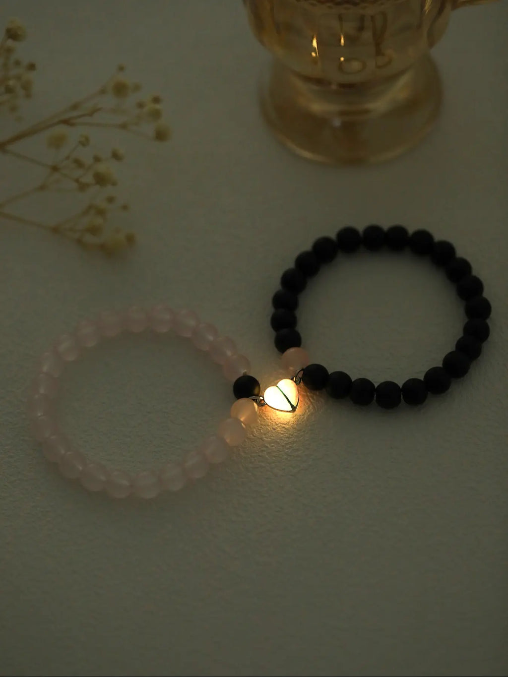 2 Piece Glow-In-The-Dark Heart Magnetic Elastic Beaded Bracelets, Simple Versatile Couple Matching Bangles, Bracelet Sets for Couples, Valentine's Day Romantic Gift, Valentines Day Jewelry, Glass Bead Bracelet