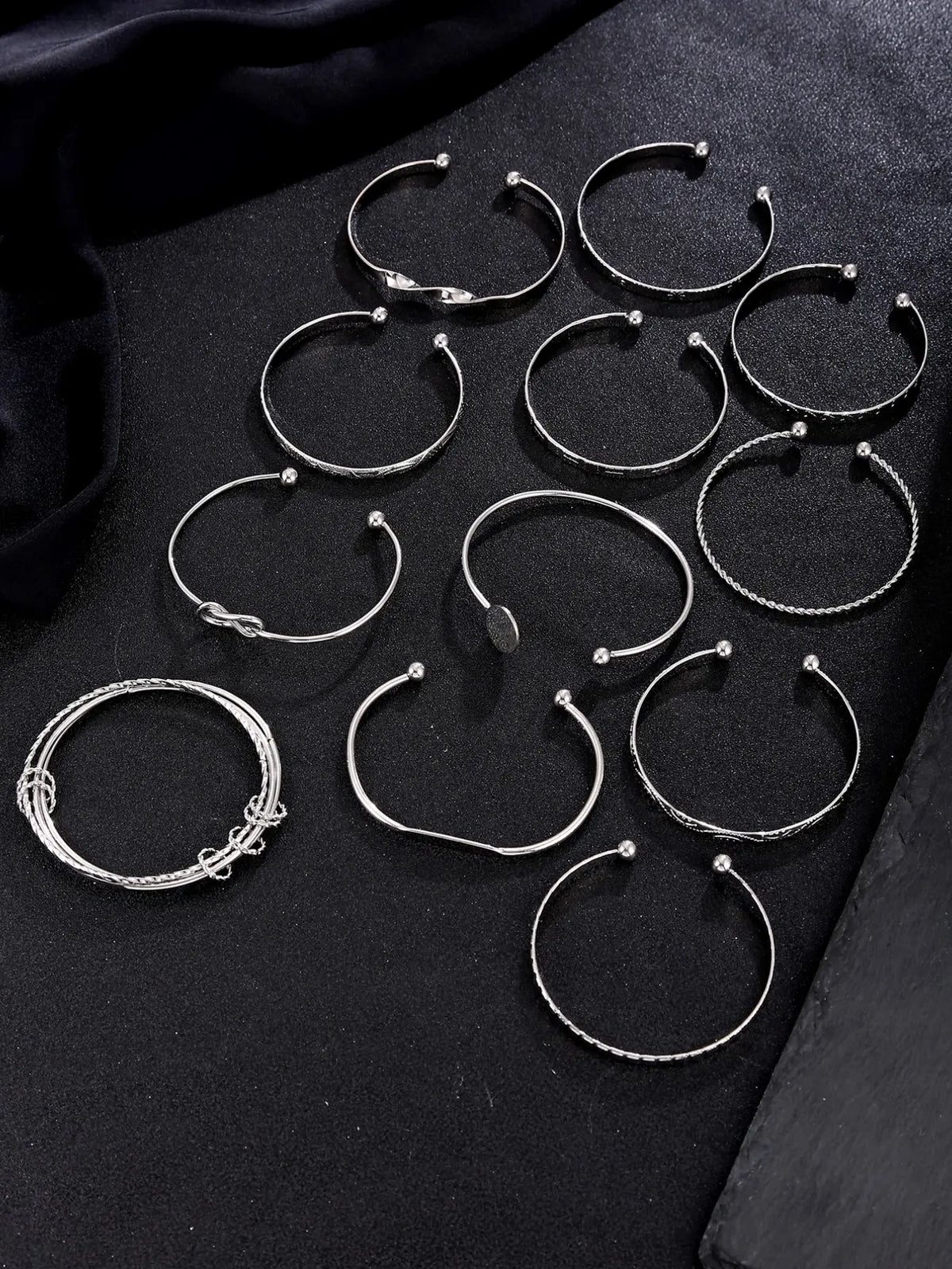 Heart Geometric Pattern Metal Stackable Bracelet Set 12 Pieces, Fashionable Bangles, Stylish Jewelry Collection, Matching Heart Bracelets, Perfect Gift for Women & Girls, Heart Cuff Bracelet