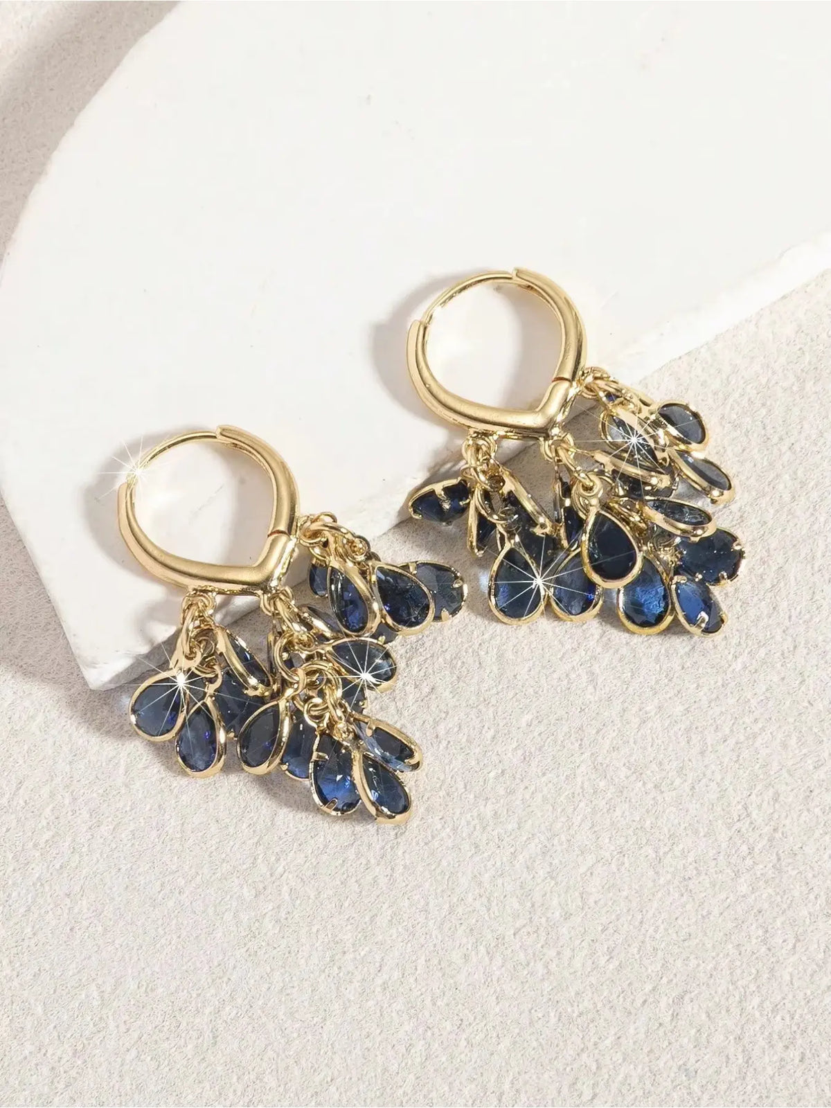 1 Pair of Fashionable and Luxurious Blue Teardrop-Shaped Sparkling Zirconia Fringe Fashion Jewelry Earrings for Women—Exquisite and Elegant, Perfect for Everyday Wear, Parties, and Gatherings; a Stylish Gift