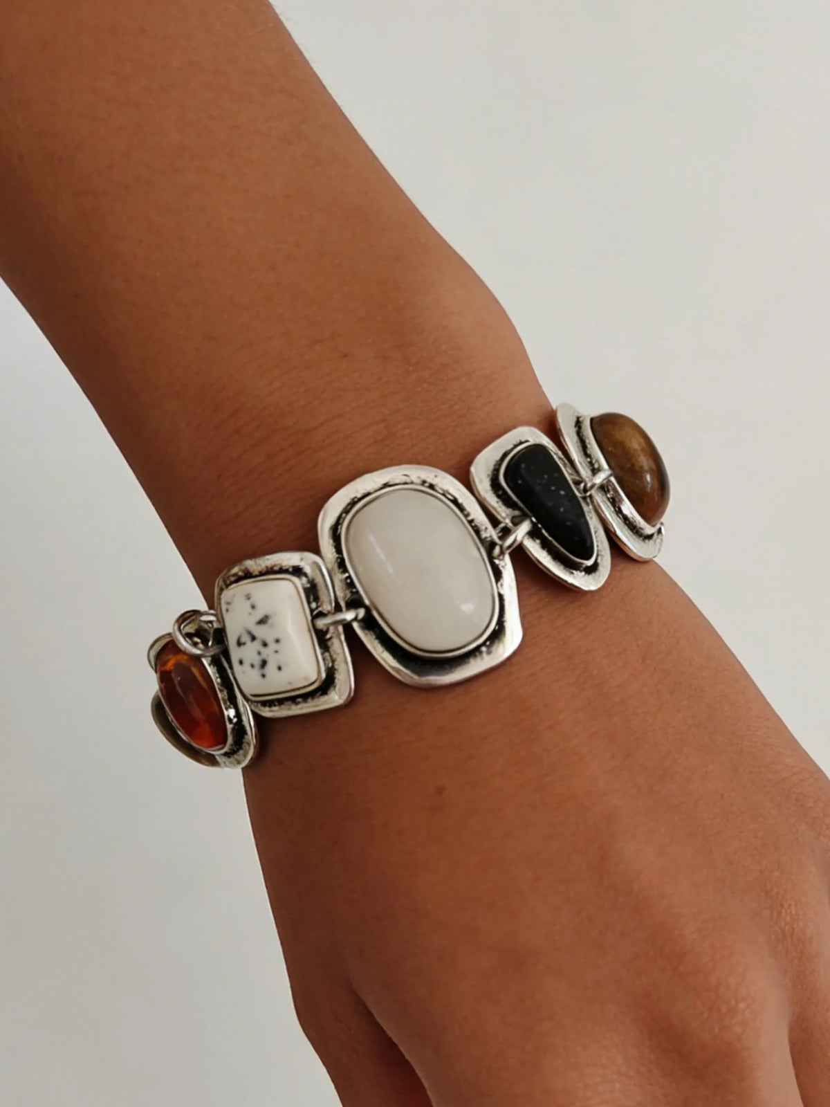 New Za Bohemian Vintage Bracelet, Women's Fashion Silver Color Metal Hollow Chain Pendant Resin Handmade Jewelry Gift, Trendy Bangle, Fashionable Bracelet Style, Fashionable Chunky Bangles, Bracelets Bangles