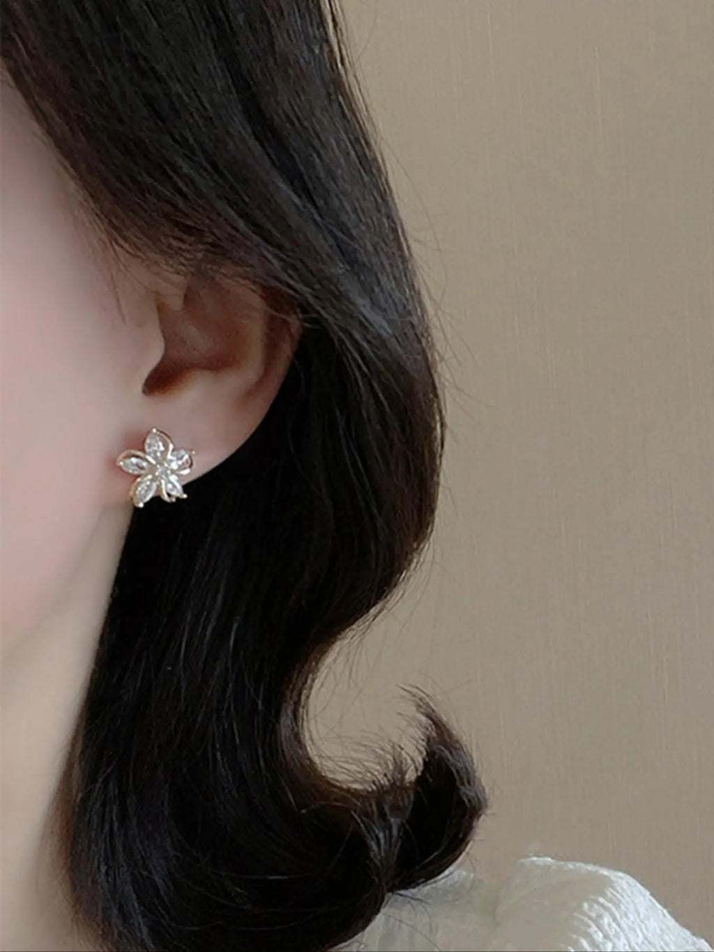 Cute Flower Design Rhinestone Studs Earrings, Artificial Zircon Decor Stud Earrings, Trendy All-match & Exquisite Ear Piercing Jewelry