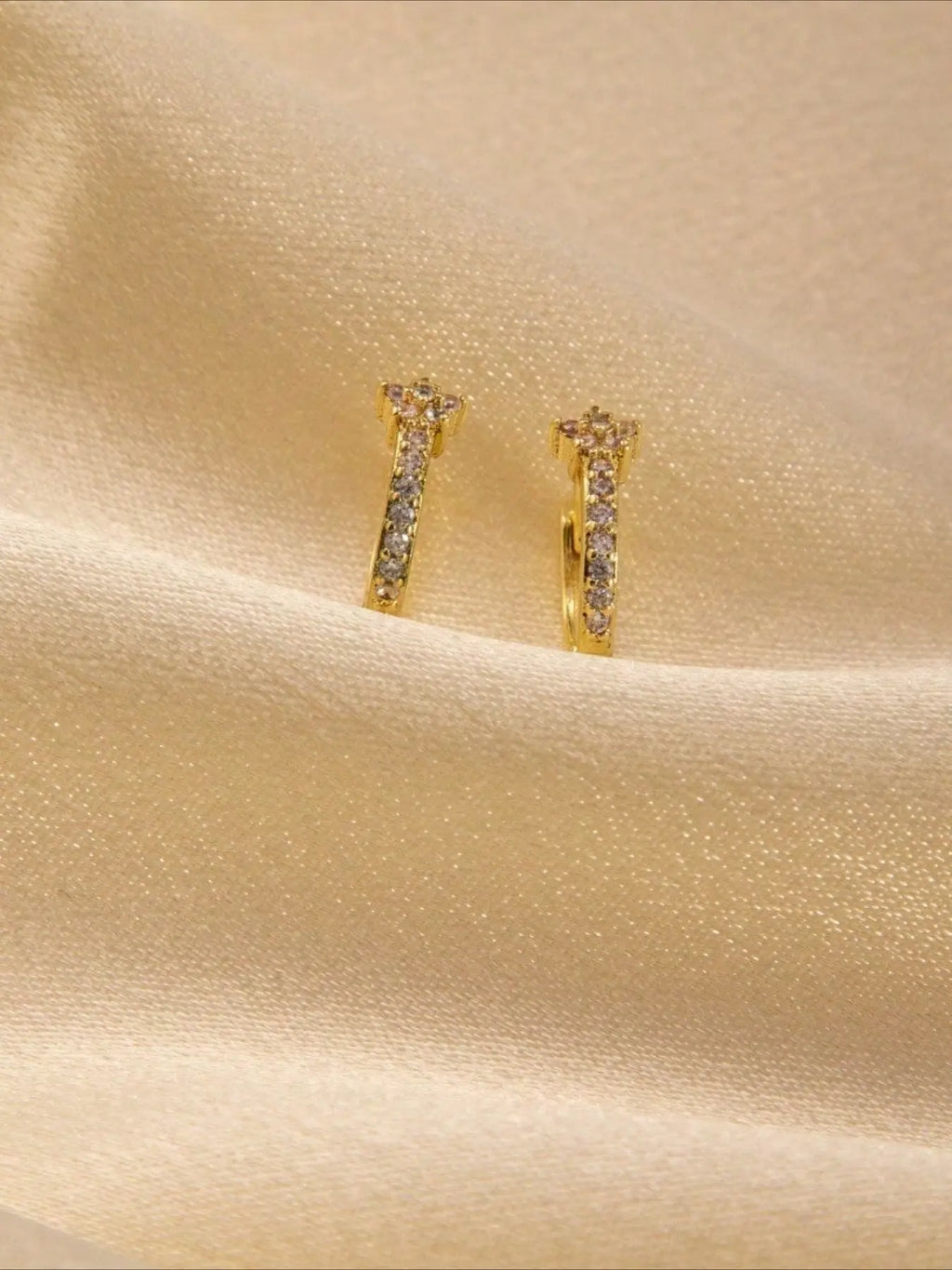 Elegant Exquisite Gorgeous Cute Five-pointed Star Flower Cubic Zirconia Zircon Inlaid Trendy Earrings for Woman Daily Vacation Music Festival Anniversary Gift Couple's Gift，Gift for Her With Zirconia