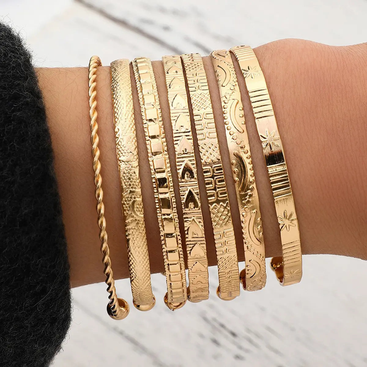 7-piece gold bracelet set, multi-layer adjustable women's bracelet set, suitable for teen girls Christmas gift bracelets Multilayered Bangles Boho Style Bangles