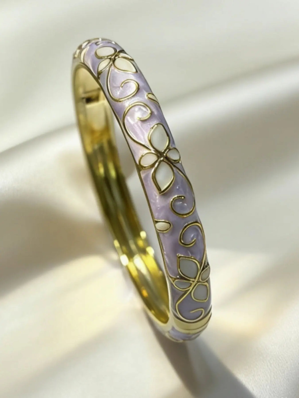 2026 Enamel Flower Geometric Bangle Bracelet, Sweet High-End Daily Wear Jewelry for Women, Fashionable Elegant Bangle Bangles
