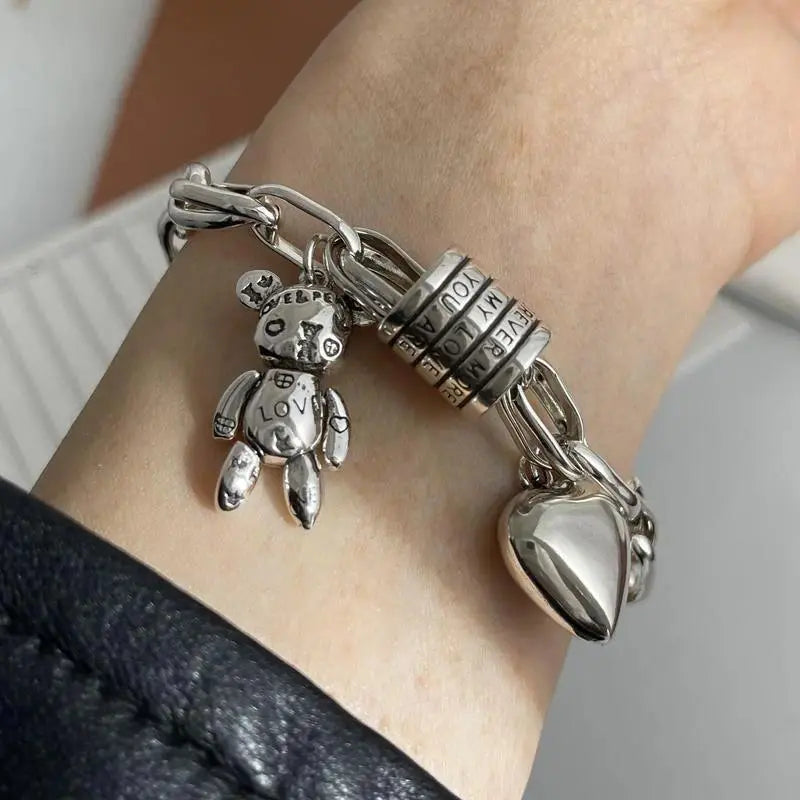Women's Heart Charm Bracelet Non Tarnish Stainless Steel Dainty Stackable Bracelet Minimalist Fashion Jewelry Birthday Anniversary Gift for Her Daily Wear