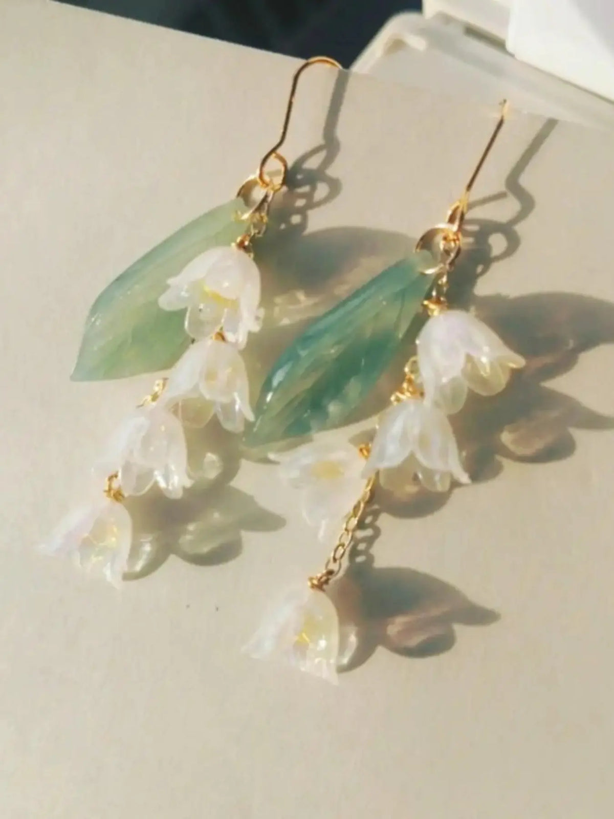 Tulip Leaf Women's Romantic Style Earrings, Pearl Glossy Flower Shape Long Fringe Fashion Earrings, Elegant Jewelry, Fashion Jewelry Party, Fashionable Earrings