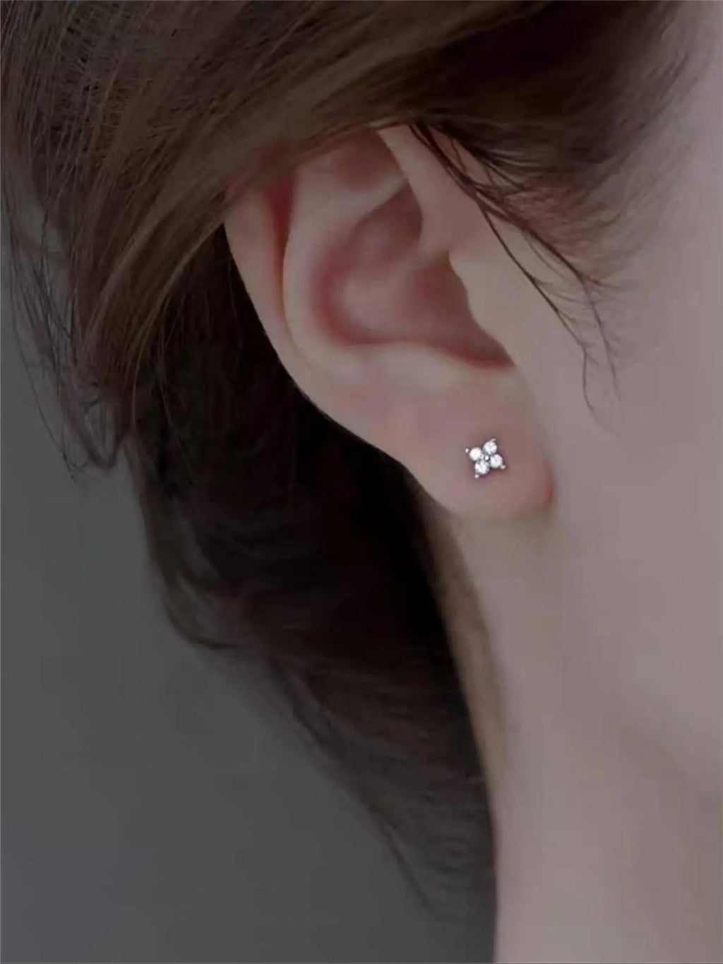 Rhinestone Decor Stud Earrings As Summer Outfits 2024, Flower Shaped Stud Earrings, Fashion Accessories for Women & Girls, Stud Earring Jewelry, Studs Earrings