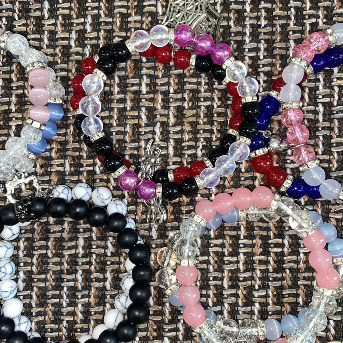 TMANI 2pcs Couple's Magnetic Heart Beads Bracelets, Cute Cat Spider Pendant Jewelry, Friendship Beads Bracelets & Bangles, Gift-Ready Set for Women, Gifts for Girlfriend,sohochic